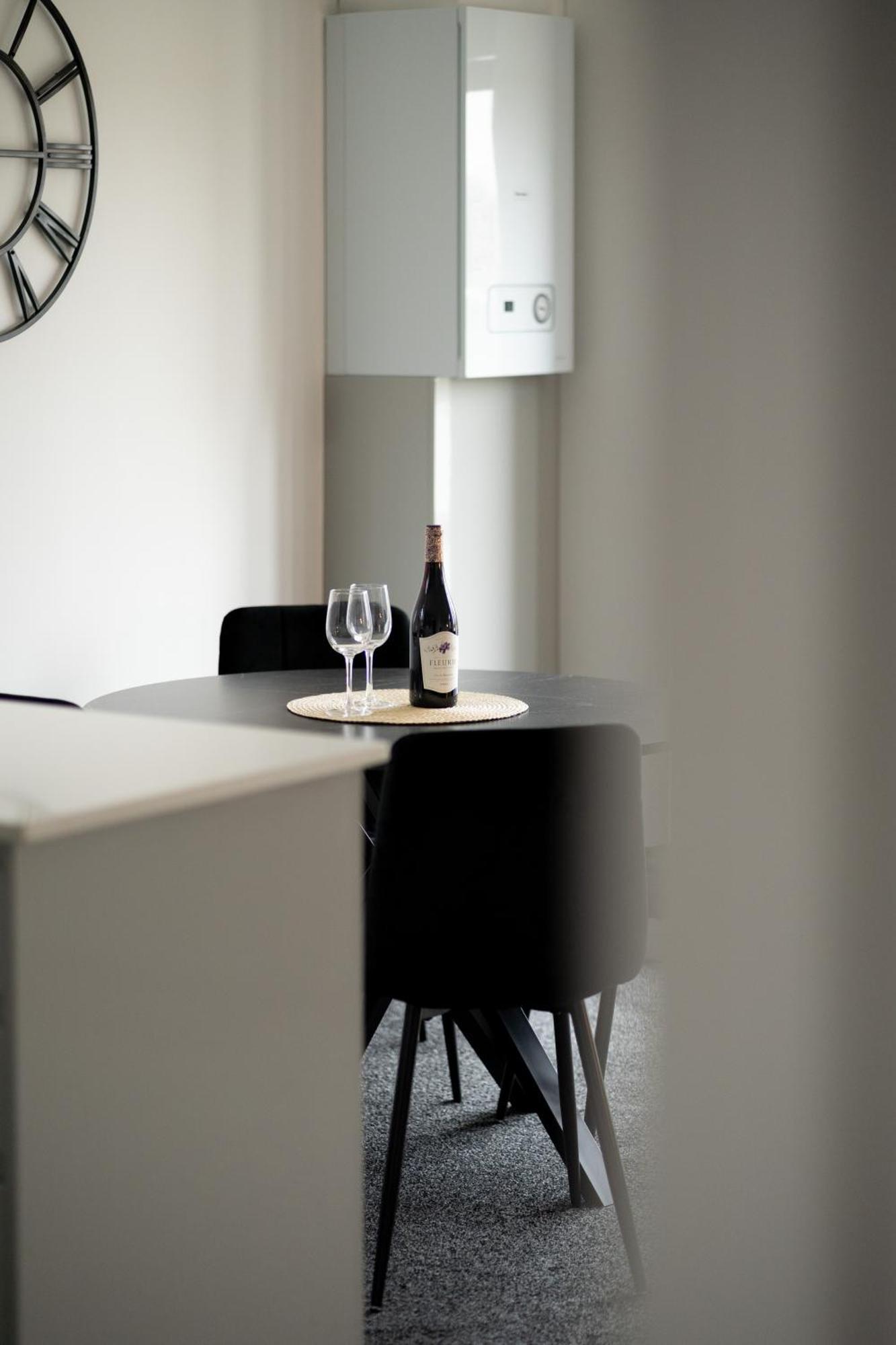 Modern 2-Bed Apartment With Balcony, Close To Oxford City Centre With Free Parking Kültér fotó